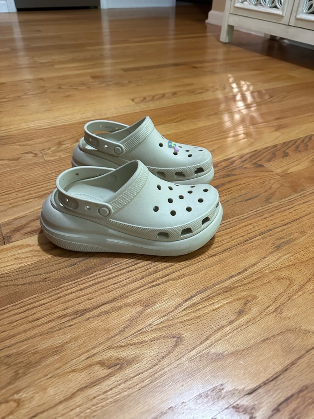 CROCS Classic Platform Clog in Cream